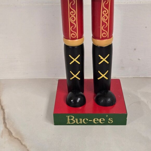 2024 Buc-ee's Holiday Nutcracker 15" Tall - Picture 5 of 11